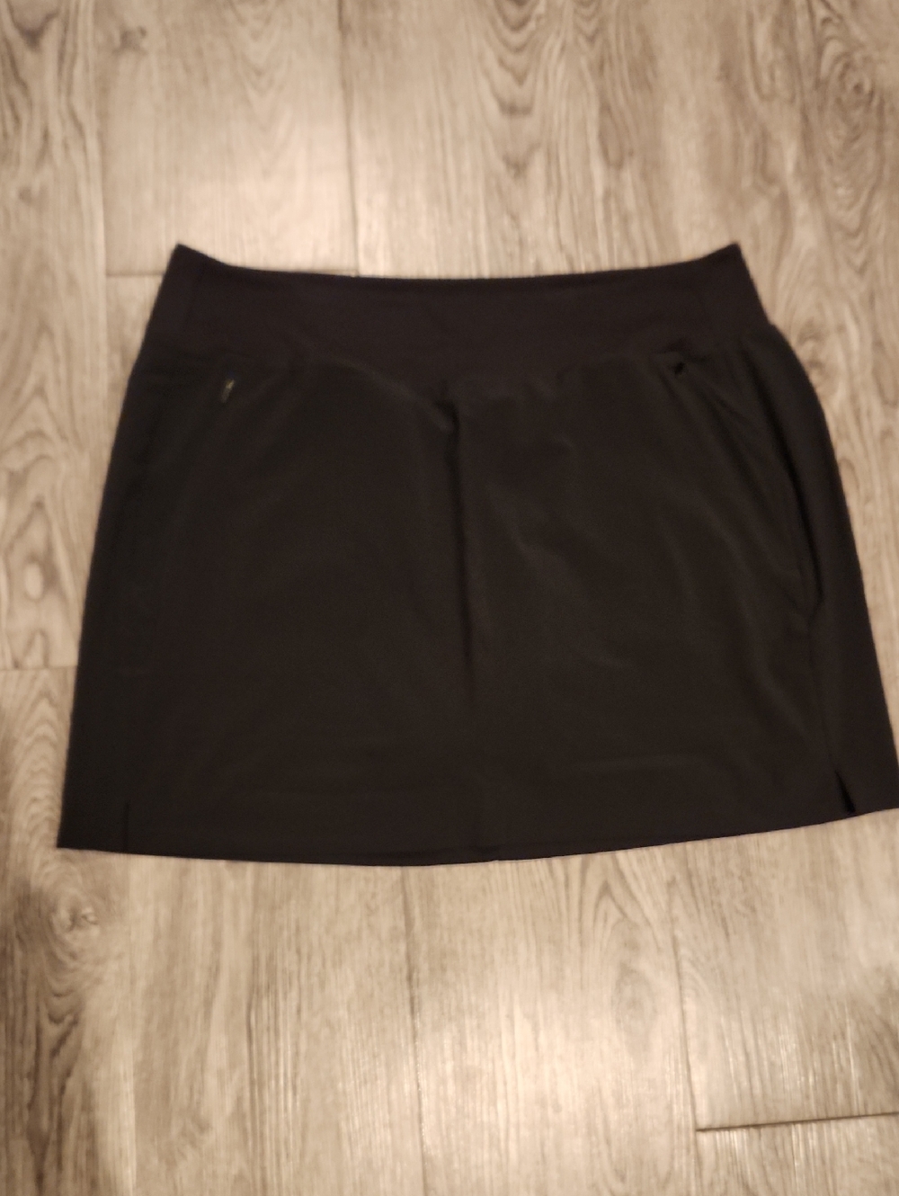 Athleta Black Soho Skort with Clean Waistband Size 14